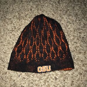 Reversible Oregon state university beanie